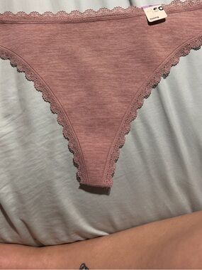 🌧️SO Dusty Pink Lace-Edge Thong